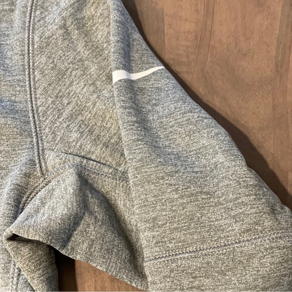 New! Nike Seattle Seahawks Dri-Fit Hoodie Hooded Sweatshirt Gray Mens Size Med - Picture 3 of 8